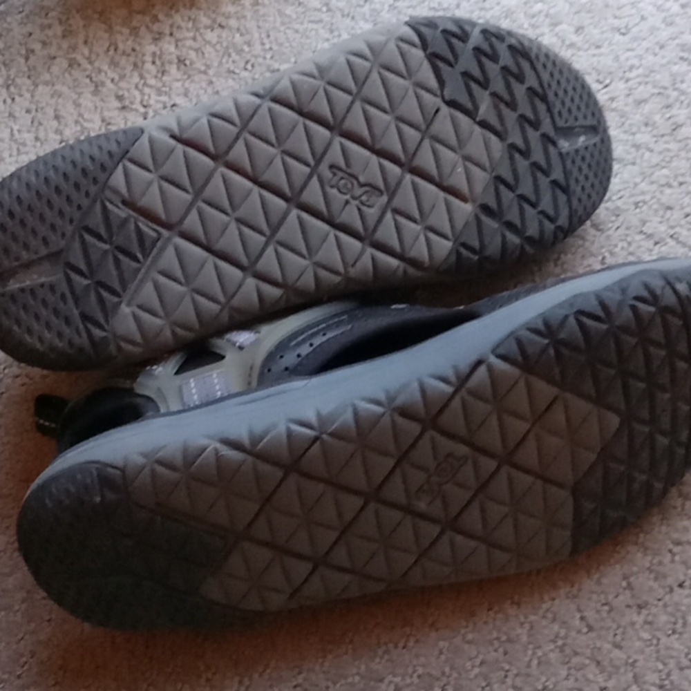 Teva Hiking Sandal - Picture 6 of 10